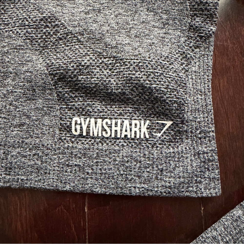 Gymshark Women's Long Sleeve Cropped Top Size Medium Active Gym Workout Black - Picture 2 of 6